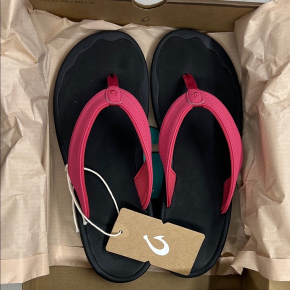 Olukai Ohana thong sandals - Picture 1 of 5
